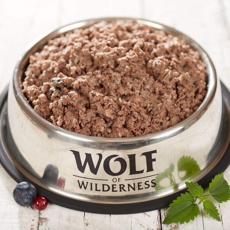 Zooplus Wolf of Wilderness "Carne allevata all'aperto" 6 x 400 g Umido per cani Comprane uno, ottenene uno gratis